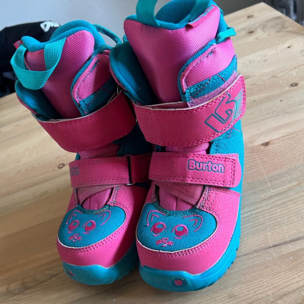 Burton girls Mini-Grom snowboard boots 11C